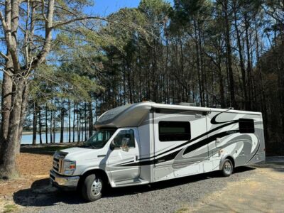 2016 Winnebago Aspect 30J in Pittsboro, NC