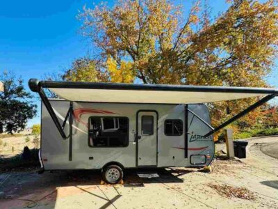 2018 Starcraft 17 Foot Travel Trailer - $9,800
