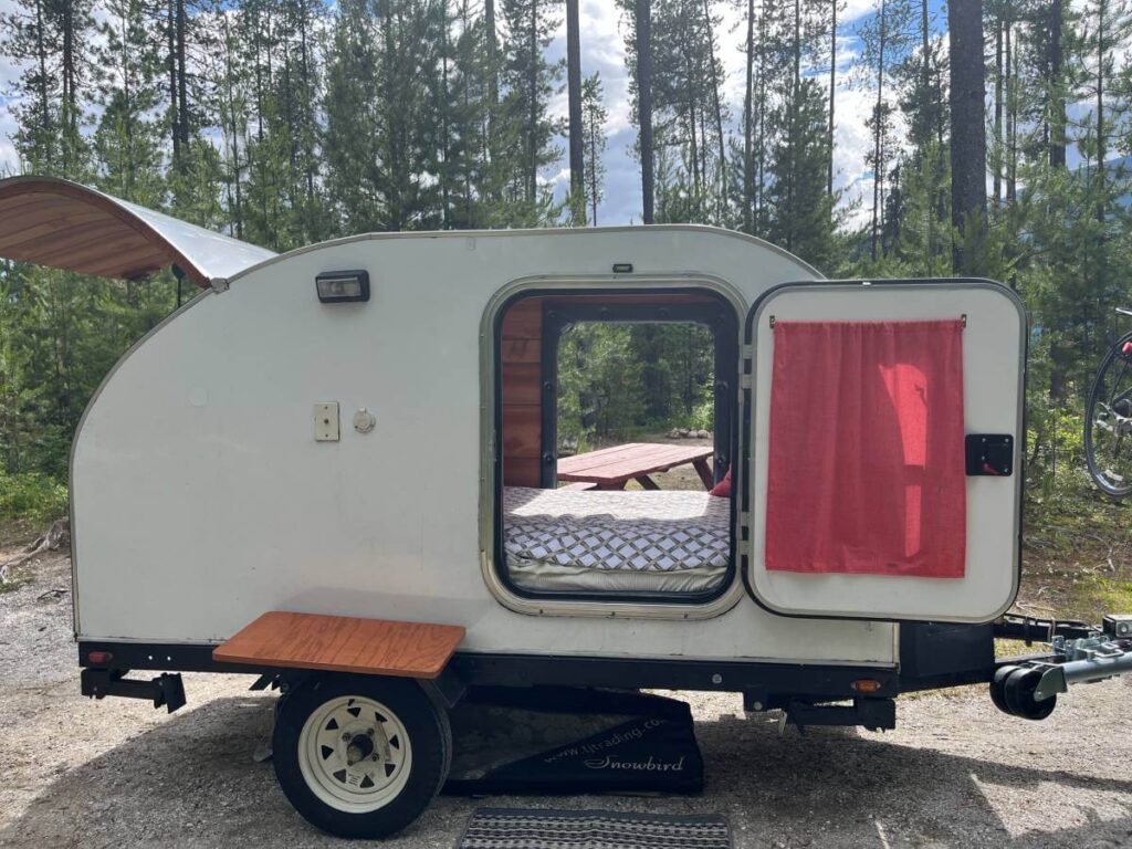 Lightweight Teardrop camper